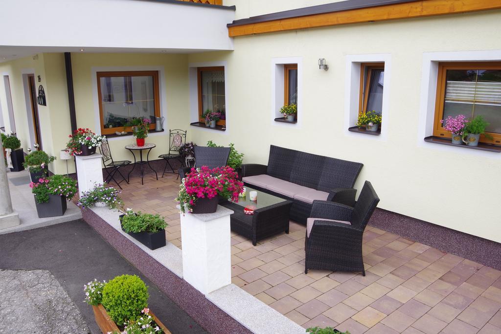 Pension Vorberghof- Bauernhofurlaub Ramsau am Dachstein Esterno foto